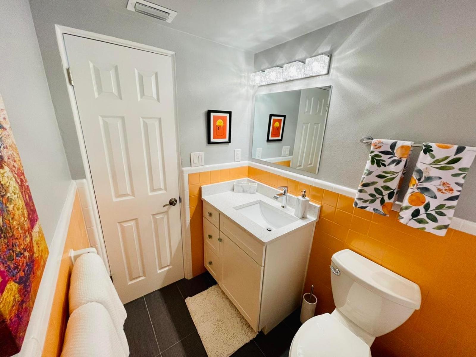 Midtown Cottage - In The Heart Of Cocoa Beach Εξωτερικό φωτογραφία