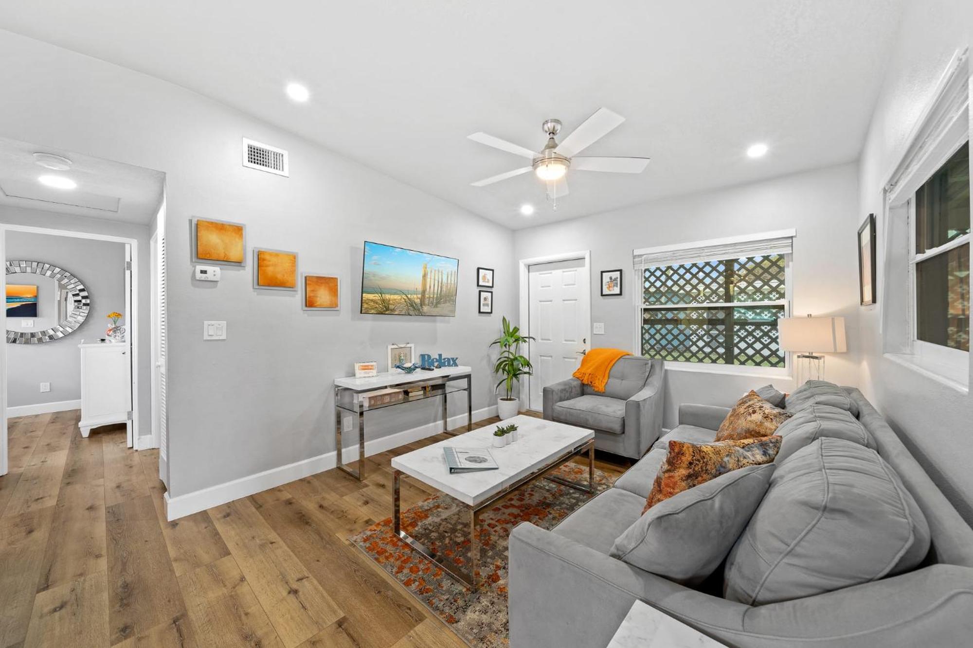 Midtown Cottage - In The Heart Of Cocoa Beach Εξωτερικό φωτογραφία